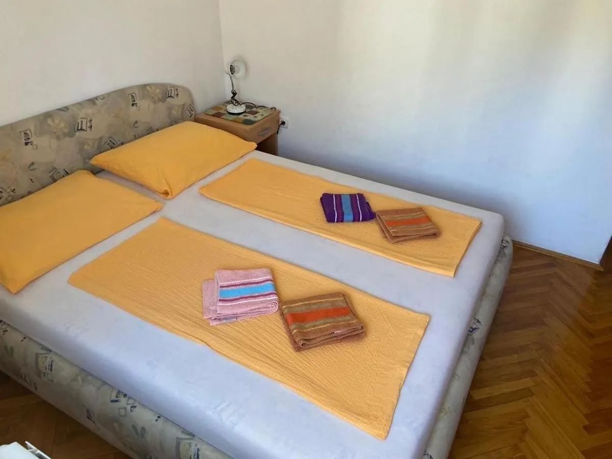 Apartments With A Parking Space Crikvenica - 22214